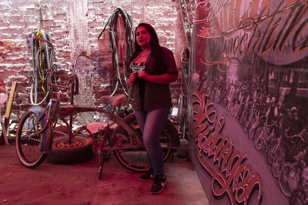 Low bikes: la tendencia de la cultura chicana que recorre Ciudad de México (fotos) - Sputnik Mundo