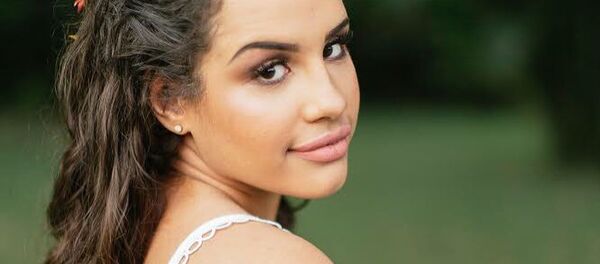 Alinne Araújo, influente digital brasileña - Sputnik Mundo