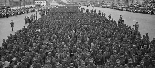 El histórico día en el que miles de nazis derrotados marcharon por Moscú - Sputnik Mundo
