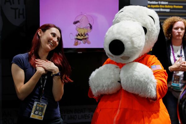 Desde la Princesa Pennywise hasta Snoopy: el festival Comic-Con, en imágenes
 - Sputnik Mundo