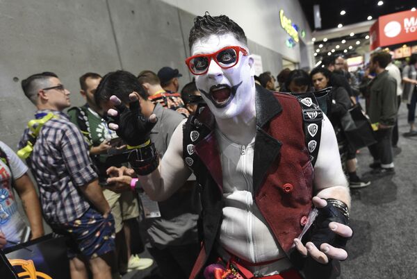 Desde la Princesa Pennywise hasta Snoopy: el festival Comic-Con, en imágenes
 - Sputnik Mundo