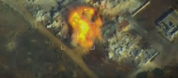 Ataque aéreo en Siria - Sputnik Mundo