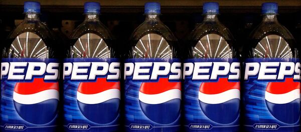 Botellas con Pepsi - Sputnik Mundo