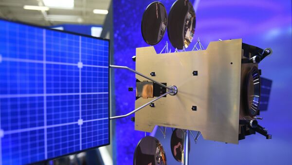 Modelo del satélite de comunicaciones Yamal (imagen referencial) - Sputnik Mundo
