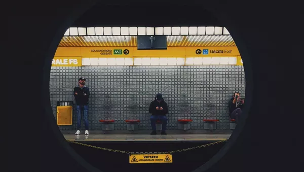 Metro de Milano, Italia