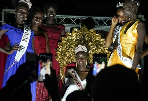 La sensualidad tiene acento africano en el certamen de belleza Miss Mundo Sudán del Sur
 - Sputnik Mundo