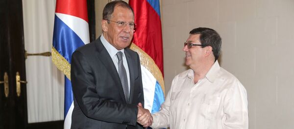 El canciller ruso, Serguéi Lavrov, y su par cubano Bruno Rodríguez - Sputnik Mundo