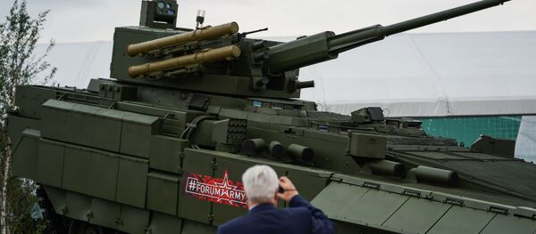 Vehículo de infantería T-15 de la plataforma Armata  - Sputnik Mundo