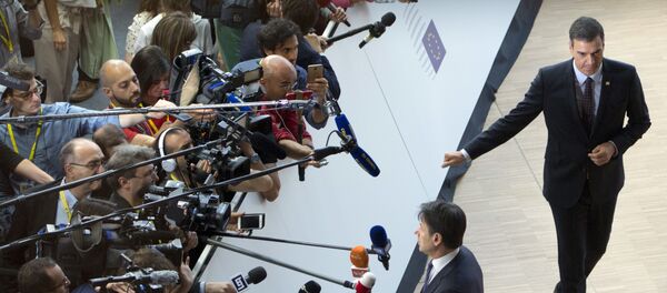 Pedro Sánchez, el líder del PSOE - Sputnik Mundo