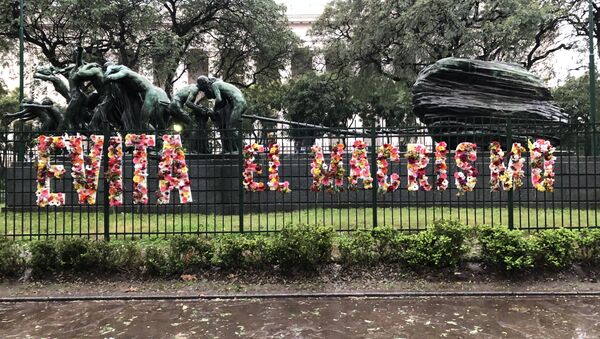 El evento 1000 flores para Evita/Evita el macrismo El evento 1000 flores para Evita/Evita el macrismo - Sputnik Mundo