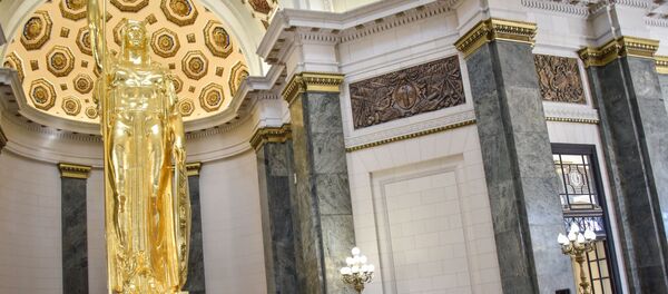 La reinauguración de la Estatua de la República, 90 años después de ser colocada en el centro del Capitolio de La Habana - Sputnik Mundo