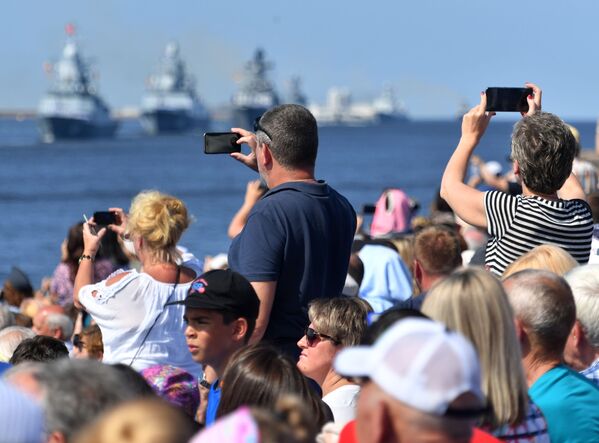 La Armada rusa se prepara para celebrar su gran día - Sputnik Mundo