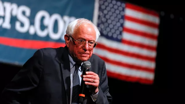 Bernie Sanders, político estadounidense, durante su camapaña presidencial para 2020 en Los Angeles, el 25 de julio de 2019 - Sputnik Mundo