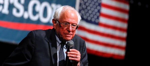 Bernie Sanders, político estadounidense, durante su camapaña presidencial para 2020 en Los Angeles, el 25 de julio de 2019 - Sputnik Mundo