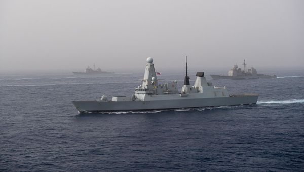 El destructor HMS Duncan El destructor HMS Duncan - Sputnik Mundo