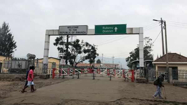 La forntera entre la RD Congo y Ruanda La forntera entre la RD Congo y Ruanda - Sputnik Mundo