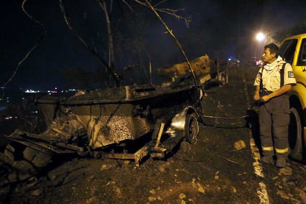 Los incendios forestales azotan distintos continentes - Sputnik Mundo