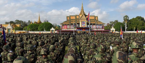 Solados camboyanos en Phnom Penh Solados camboyanos en Phnom Penh - Sputnik Mundo