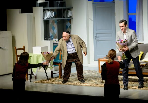 Actores latinoamericanos conquistan al público en un festival de teatro moscovita - Sputnik Mundo