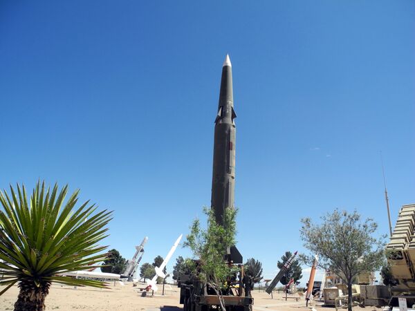 Pershing II, un misil estadounidense - Sputnik Mundo
