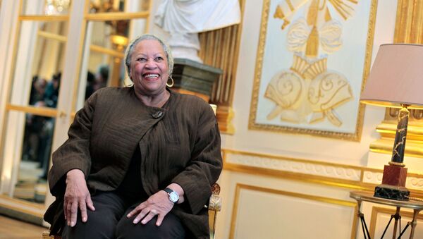 Toni Morrison, escritora estadounidense - Sputnik Mundo