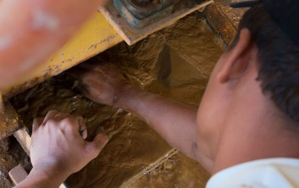 Extracción de oro en El Callao, Venezuela - Sputnik Mundo
