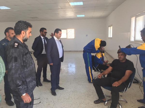 El centro de detención en Libia del que nadie quiere escapar El centro de detención en Libia del que nadie quiere escapar - Sputnik Mundo