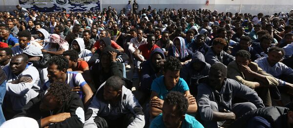 Inmigrantes ilegales en Libia - Sputnik Mundo