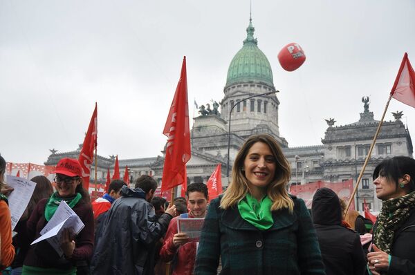 Manuela Castañeira, la única mujer candidata a la presidencia en Argentina  - Sputnik Mundo