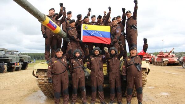 Delegación venezolana participa en el biatlón de tanques en los Juegos Militares Internacionales Army 2019  - Sputnik Mundo