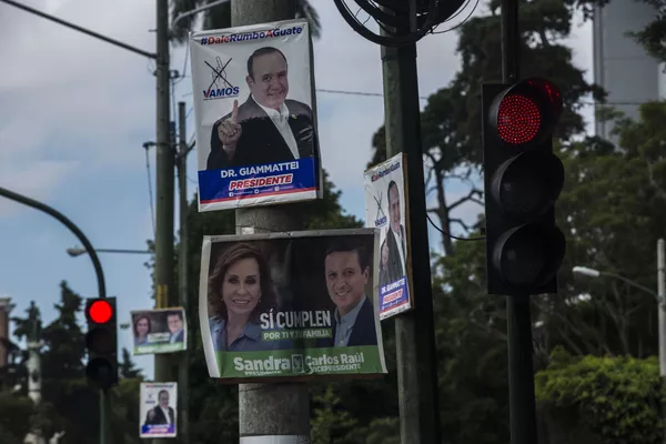 ¿Su pasado lo condena? Giammattei asume en Guatemala amenazado de muerte ¿Su pasado lo condena? Giammattei asume en Guatemala amenazado de muerte - Sputnik Mundo