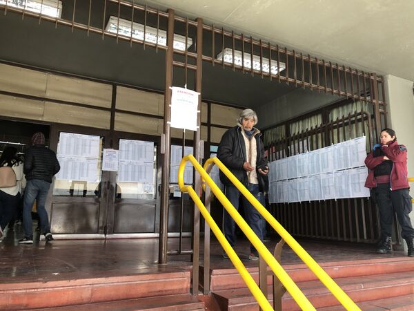 Argentina vota en las primarias para definir los candidatos - Sputnik Mundo