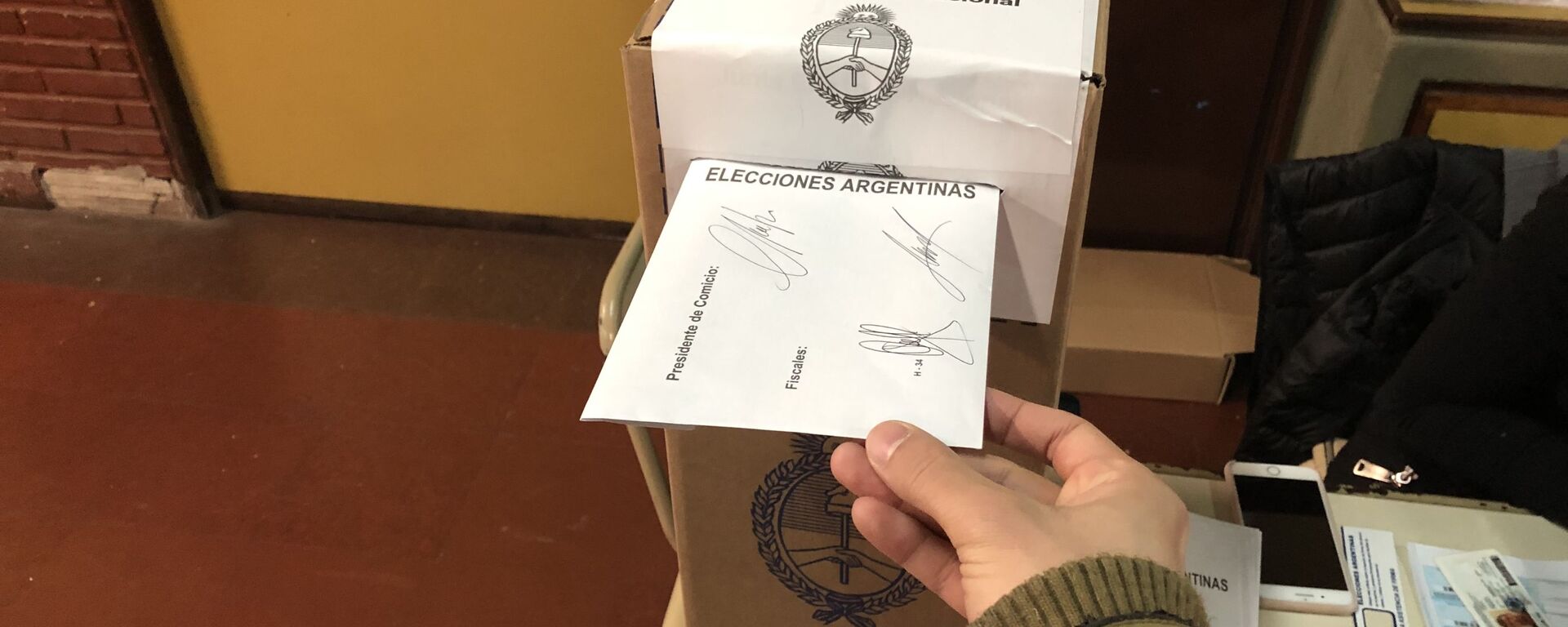  Las elecciones Primarias Abiertas Simultáneas y Obligatorias (PASO) en Argentina - Sputnik Mundo, 1920, 06.11.2021