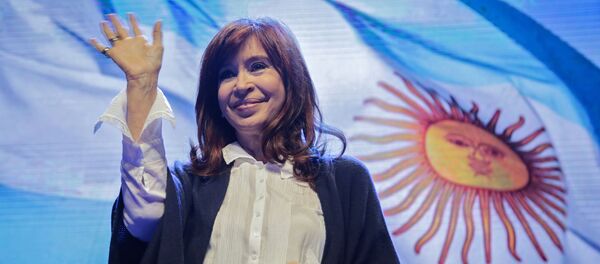 La senadora y expresidenta Cristina Fernández, precandidata a la vicepresidencia de Argentina por la alianza opositora Frente de Todos - Sputnik Mundo