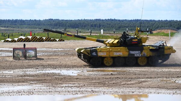 Un tanque del equipo de Venezuela en el biatlón de tanques (archivo) - Sputnik Mundo