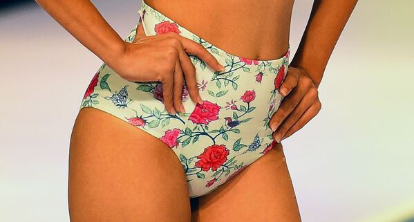 La moda que seduce: la magia de la playa en la Swim Week Colombo

 - Sputnik Mundo