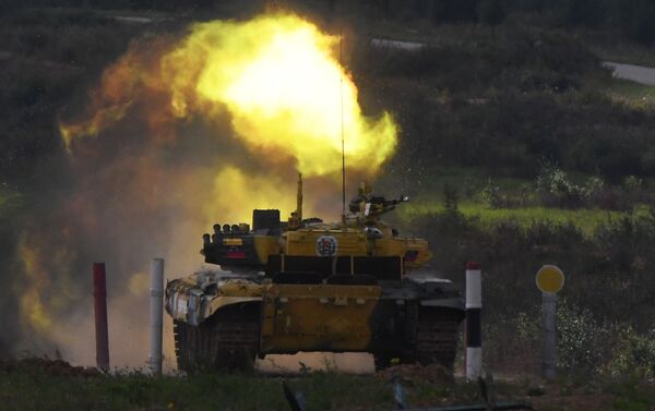 Tanque T-72B3 venezolano en los Army Games 2019 - Sputnik Mundo