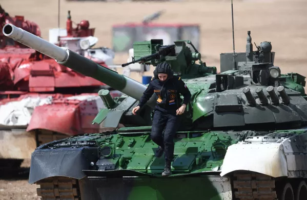 La cara femenina de los juegos Army Games 2019
La cara femenina de los juegos Army Games 2019
- Sputnik Mundo