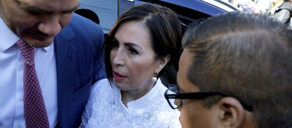 Rosario Robles, exsecretaria de Desarrollo Social de México, llega a la audiencia por los cargos de corrupción - Sputnik Mundo