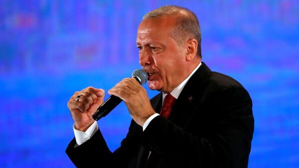 El presidente de Turquía, Recep Tayyip Erdogan - Sputnik Mundo