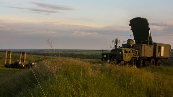 Uso del radar durante los ejercicios del S-300 (archivo) - Sputnik Mundo