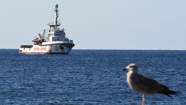 El barco de rescate Open Arms - Sputnik Mundo