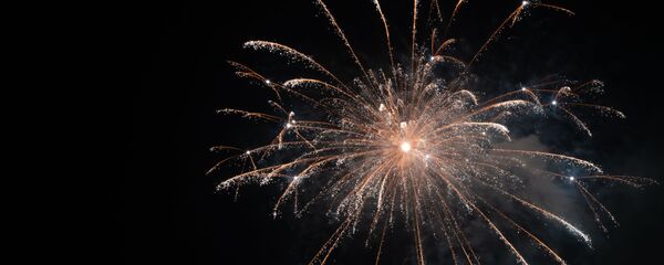 Fuegos artificiales (imagen referencial) - Sputnik Mundo