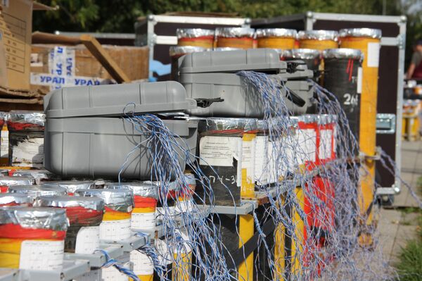 Los argentinos pintan el cielo moscovita con nuevos colores en el festival de pirotecnia - Sputnik Mundo