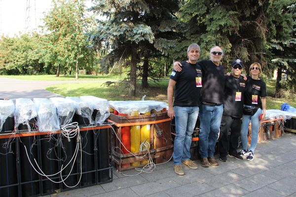 Los argentinos pintan el cielo moscovita con nuevos colores en el festival de pirotecnia - Sputnik Mundo