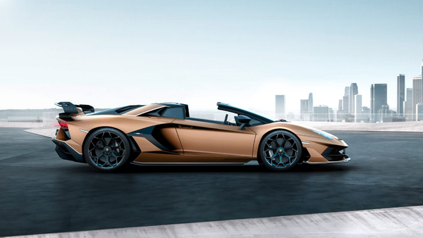 Lamborghini presenta el Aventador SVJ Roadster y rompe el tablero de juego (fotos) - Sputnik Mundo