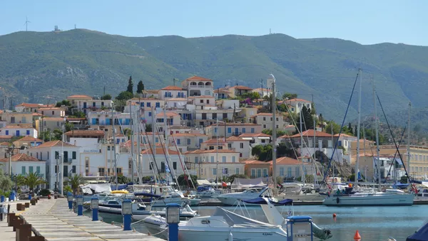 La isla griega de Poros - Sputnik Mundo