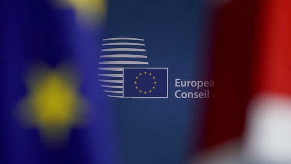 El logo de la Comisión Europea (CE) - Sputnik Mundo