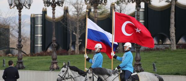 Las banderas de Rusia y Turquía Las banderas de Rusia y Turquía - Sputnik Mundo