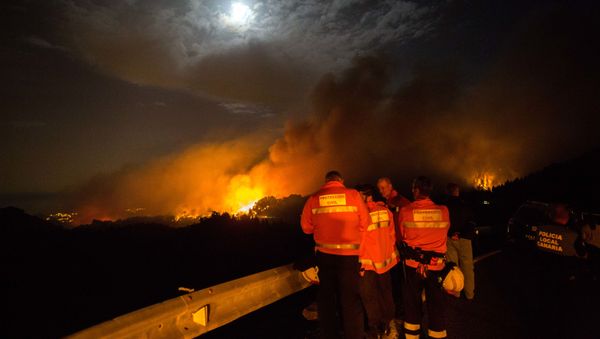 El incendio de Gran Canaria El incendio de Gran Canaria - Sputnik Mundo